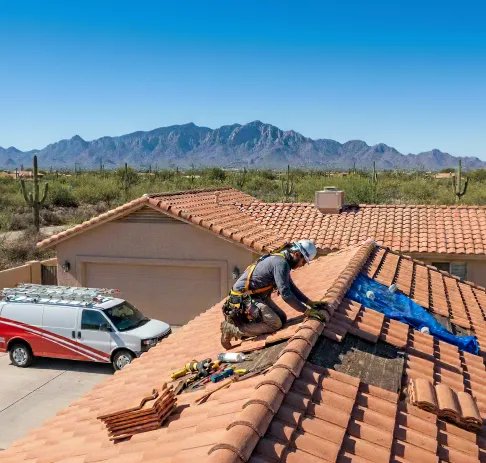 Professional roofers providing emergency roof repair in Oro Valley AZ
